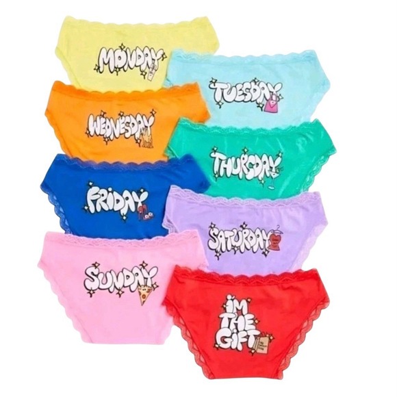 Bloomies Stripe & Stare Days Of The Week Panties Womens Small Set Of 8 Lace Trim - Picture 2 of 6